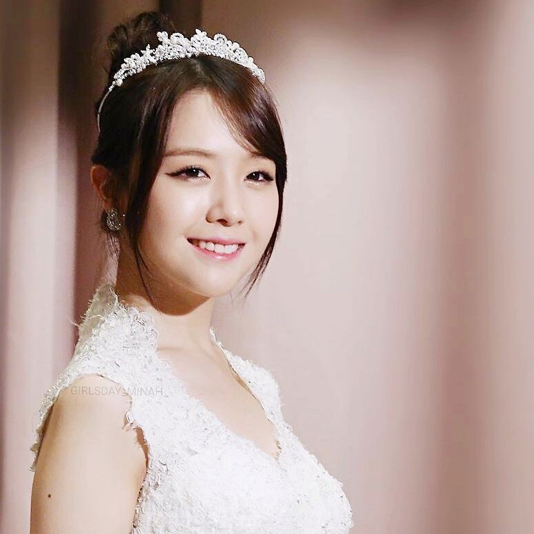 甜美可爱的她 曾让孙兴O着迷