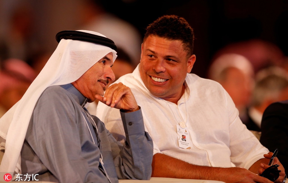 罗纳尔多加图索上活动贴面热聊