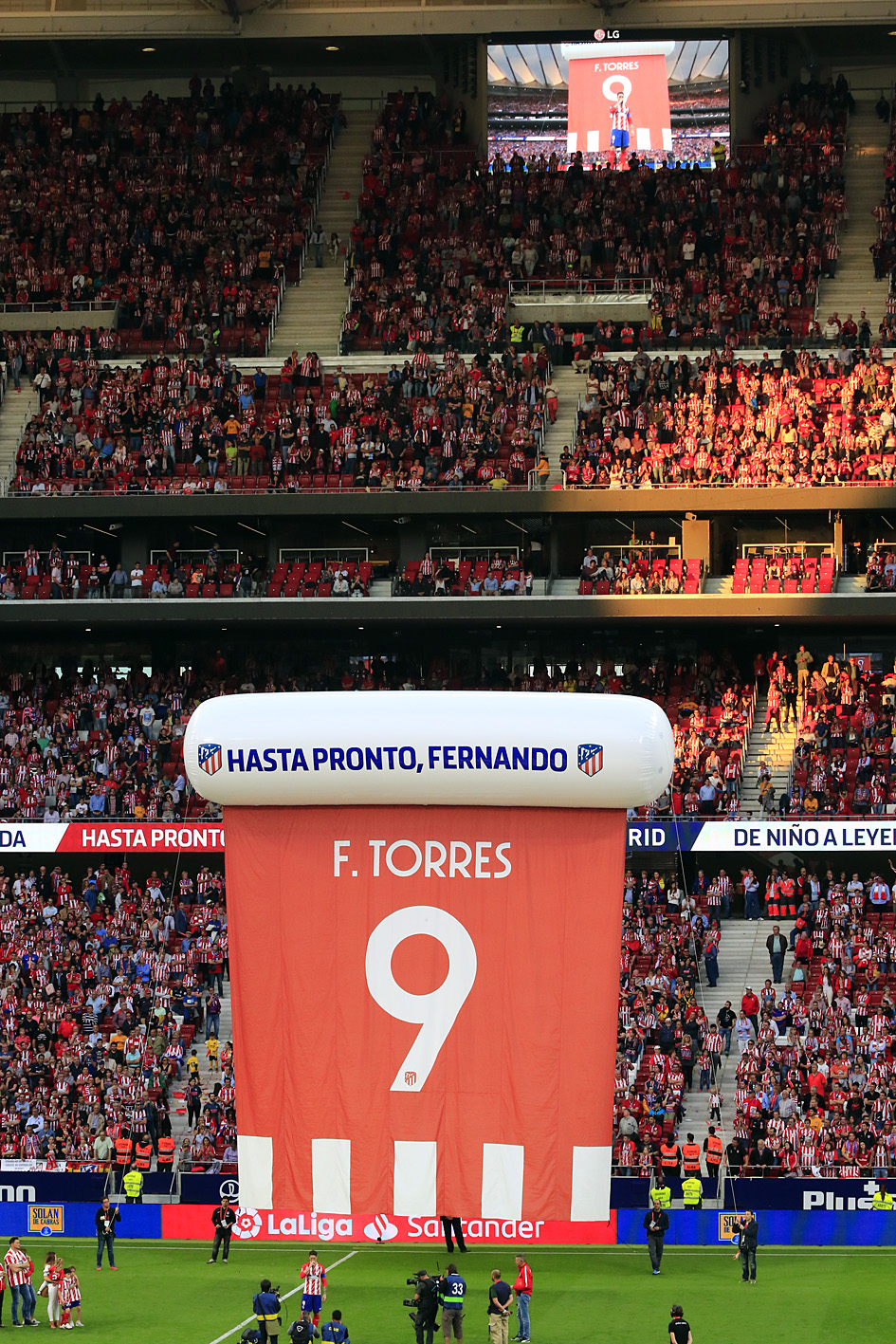 托雷斯动情告别马竞