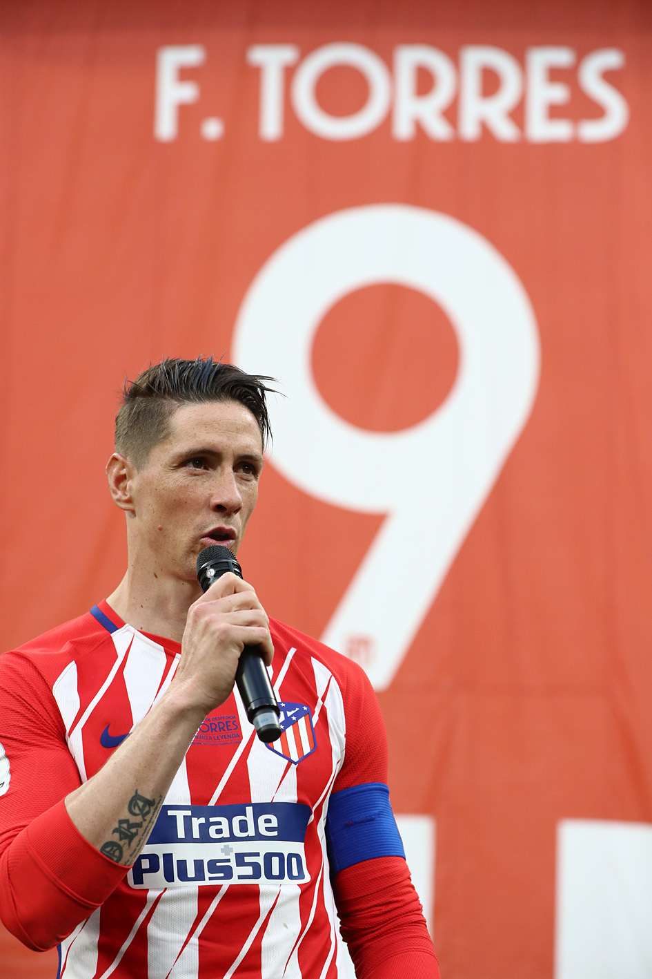 托雷斯动情告别马竞