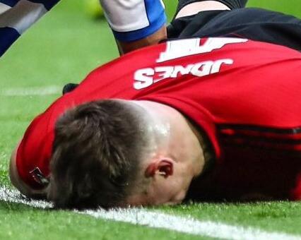 别争了！足坛第一表情帝是他