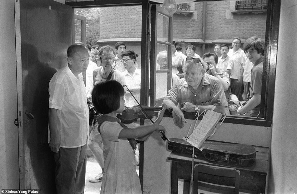 1979 美国小提琴演奏家艾萨克-斯特恩访华