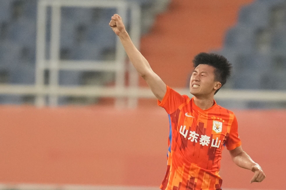 [中超]山东泰山1-1武汉三镇