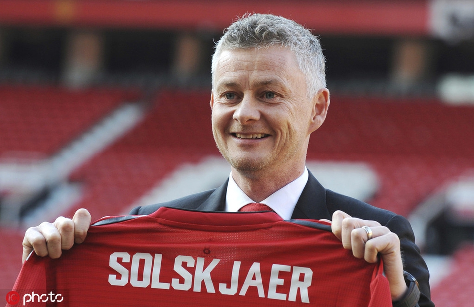 转正！索帅亮相老特拉福德