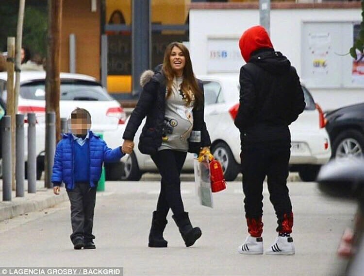 梅西一家 满屏的幸福