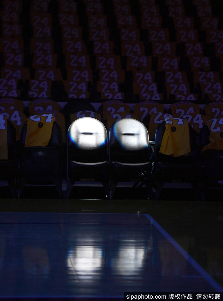 斯台普斯各种方式纪念科比