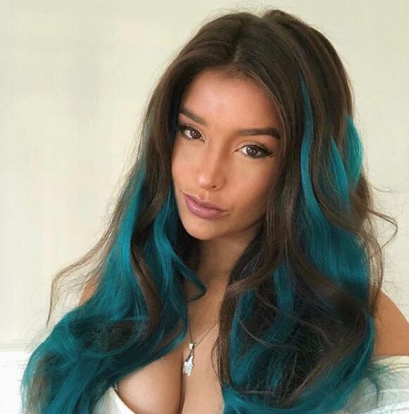 野性诱惑!安佳丽最新美艳写真!好羡慕这些狗狗啊