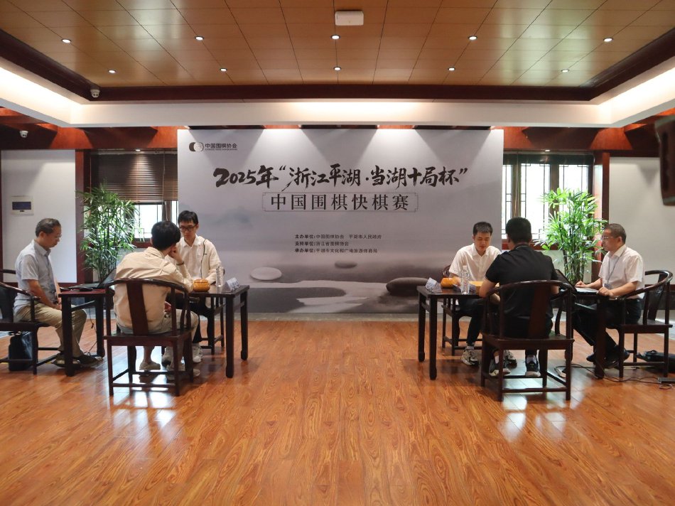 韩国特使团抵达北京，下飞机的第一句话不简单，中方回应很干脆