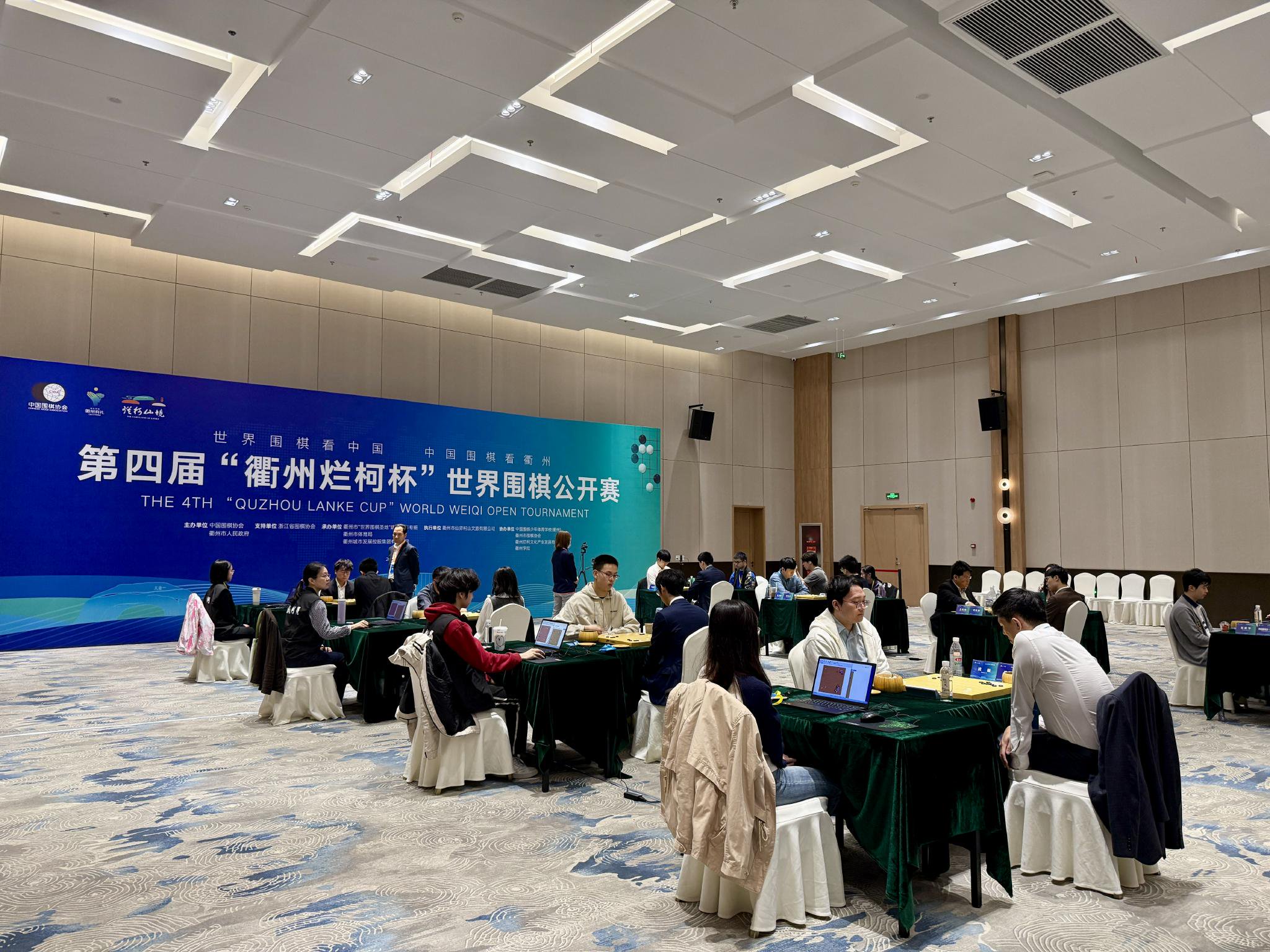 ��������������己����Ů-���Ⱦ����,������֮��!��װͼ