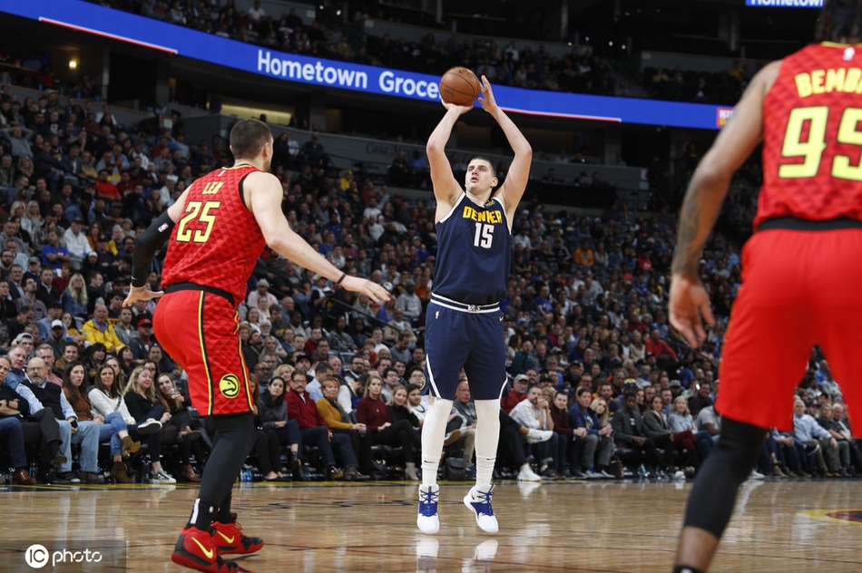 MVP榜:字母哥继续力压詹姆斯，沃克首次登榜哈登第三