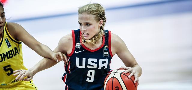 放弃卡戴珊詹娜吧!这位17岁少女才是真正的实战利器!