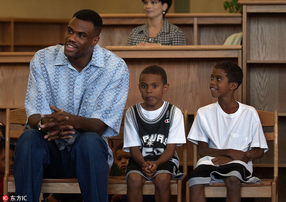 6、大卫-罗宾逊