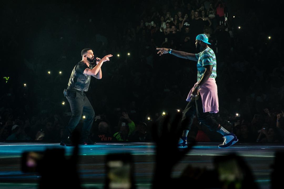 詹姆斯演唱会助演放飞自我