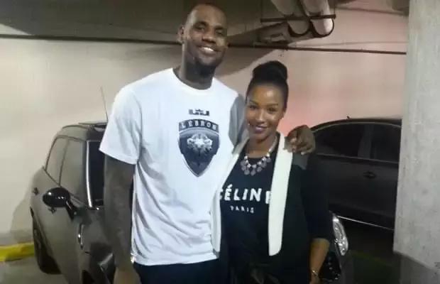 妻子生日这天，来读读詹姆斯的爱情故事！16岁相识，求婚靠韦德？