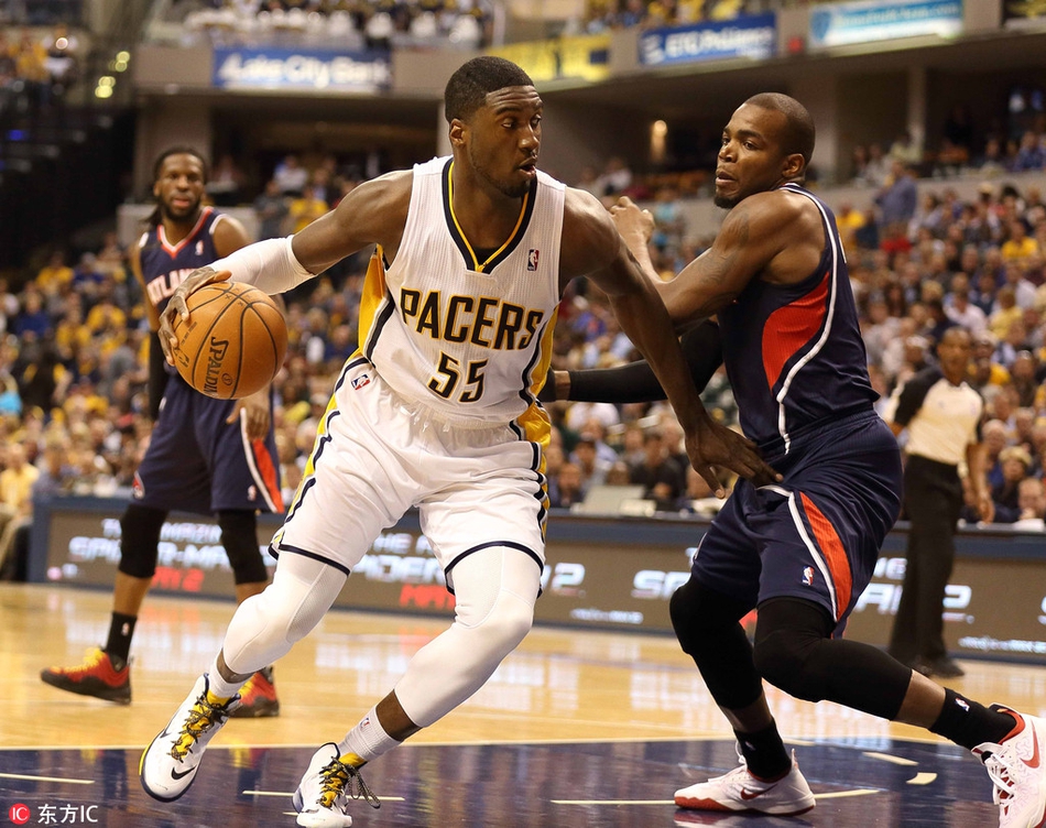 2、对阵老鹰 13分钟0分0篮板