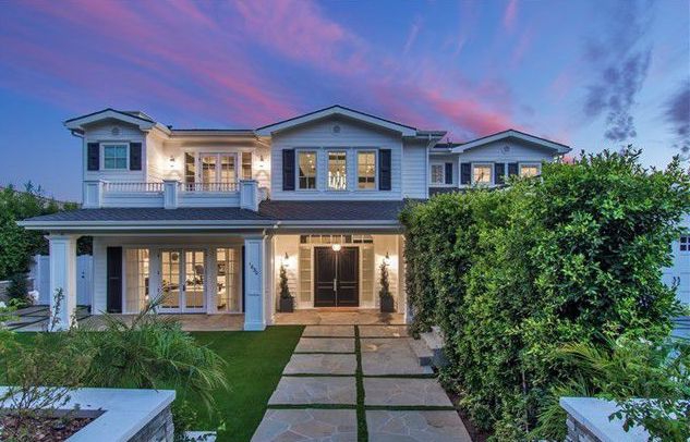 泡椒1610万美元洛杉矶买豪宅！10个浴室！房子上一个主人是小乔丹