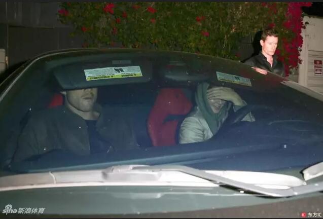 40岁辣妈+超模+詹娜+C罗绯闻女友，这世上没有他撩不到的姑娘！