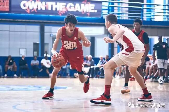 不敢撞怕他断!2米13只有172斤!瘦成这样却场均5.8帽!全美最强中锋