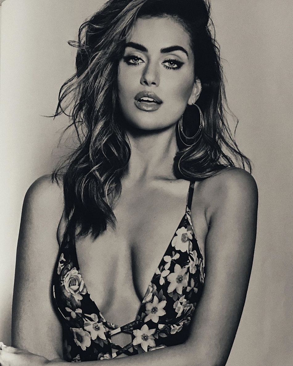 西蒙斯又交上新网红女友！又是詹娜同款，为她放弃那个黑人模特？