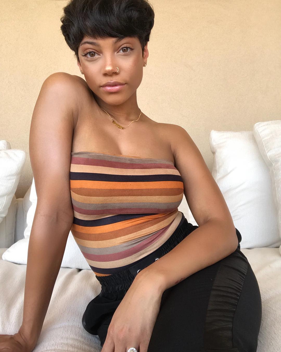 考神与女友订婚