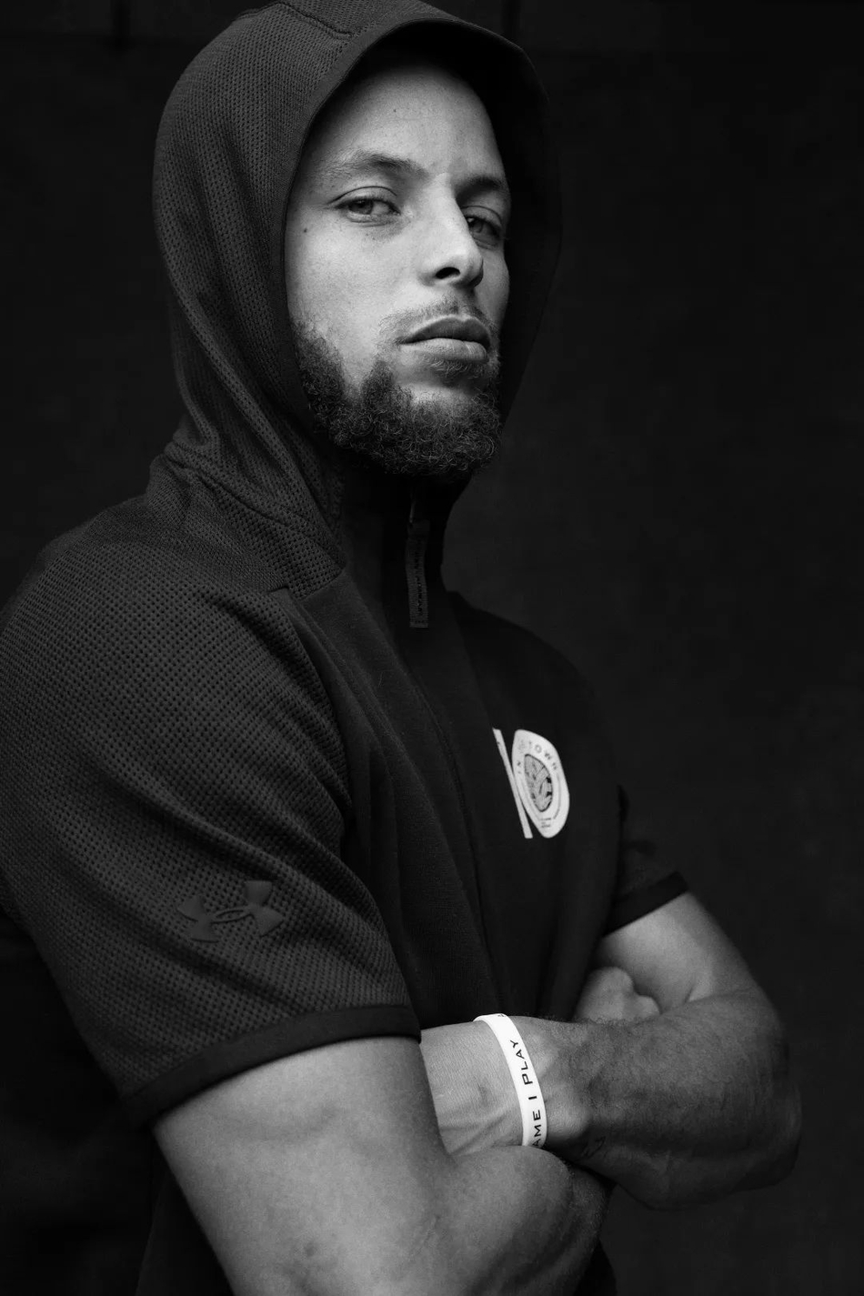 帅炸!库里黑白大片!而立之年MVP眼中的率真睿智,和绝无仅有的魅力