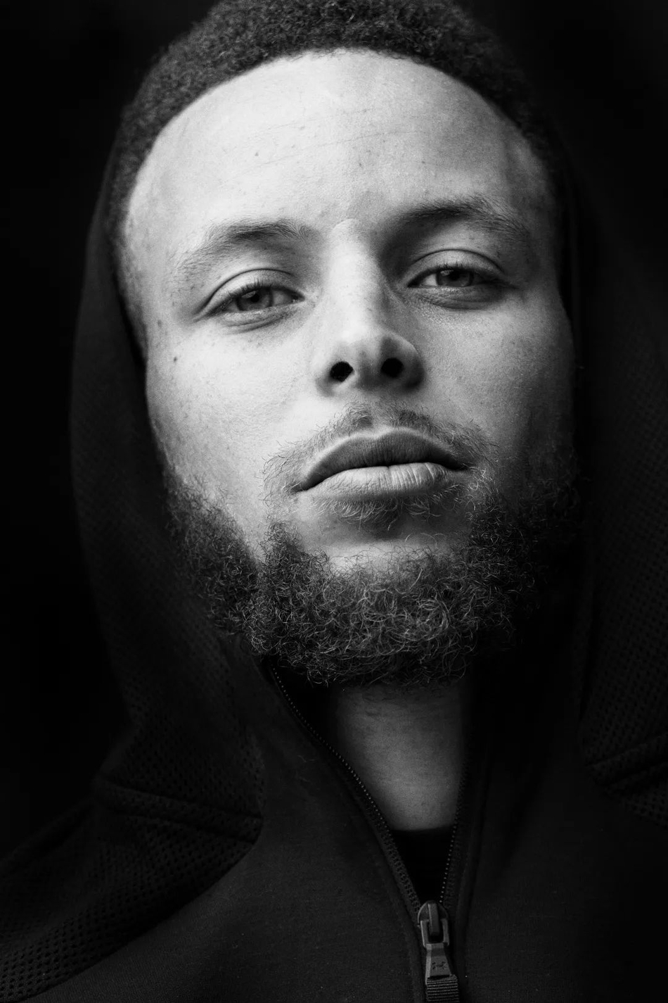 帅炸!库里黑白大片!而立之年MVP眼中的率真睿智,和绝无仅有的魅力