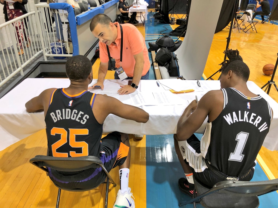 超巨&全明星上路！新黄金一代史诗级大合影来了