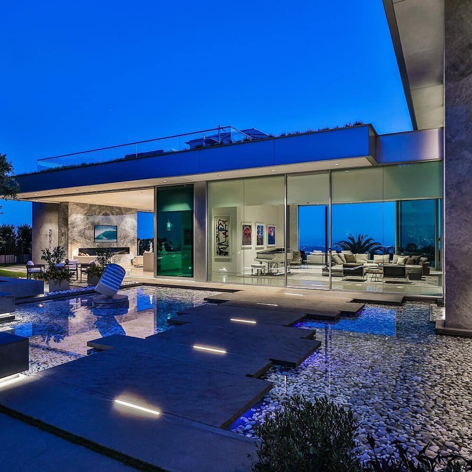 原来那个朋友就是他自己！詹姆斯5200万美元买下洛杉矶最佳观景台