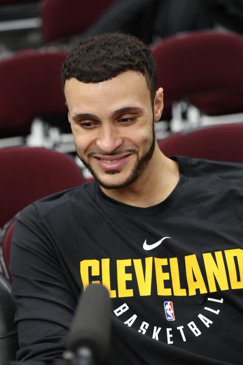 小南斯接受采访