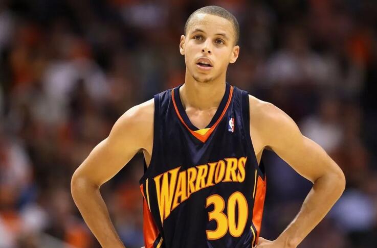 10年前NBA当时的十大巅峰控卫！德隆力压保罗，第一的他已经36岁