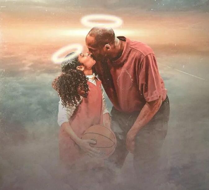 无耻至极！网红半裸奔“致敬”科比！她曾半裸闯入欧冠决赛