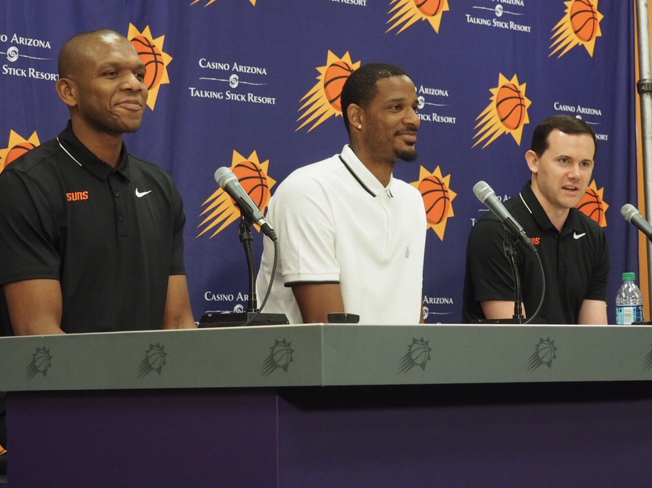 9、阿里扎成为太阳新导师