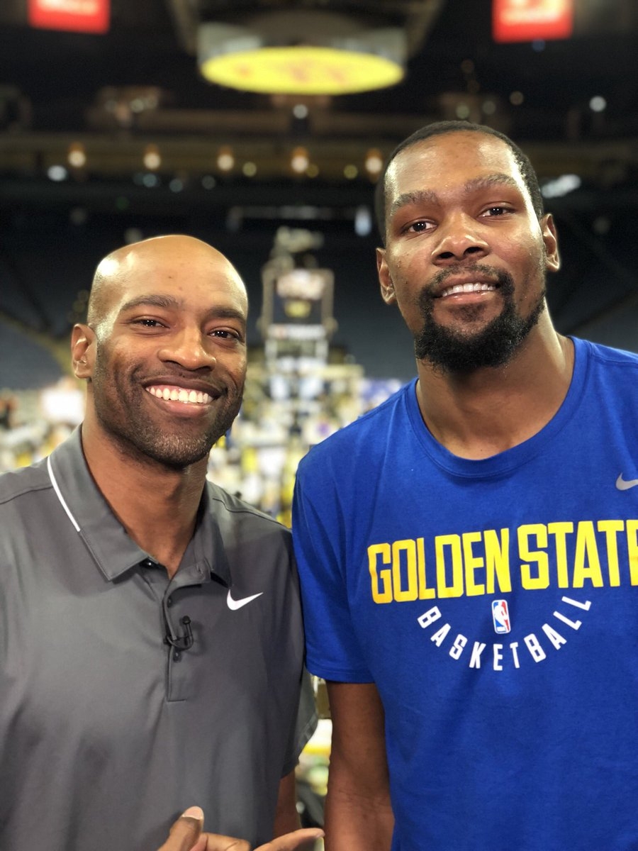 卡特杜兰特合影