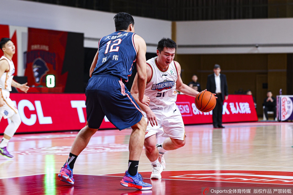 CBA第21轮：同曦92-114广东