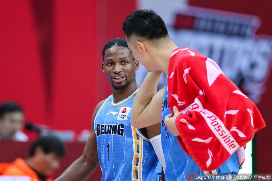 CBA第22轮：深圳100-84北京