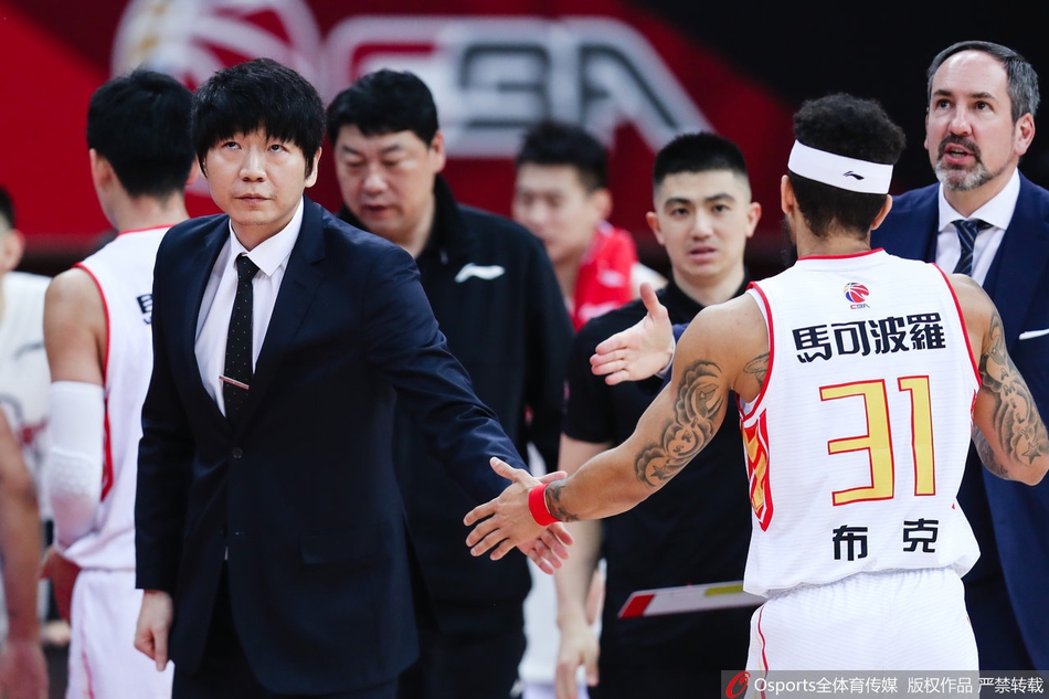 CBA第22轮：深圳100-84北京