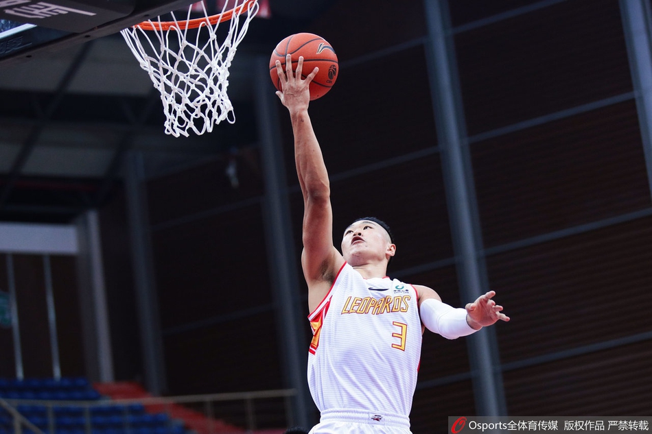 CBA第22轮：深圳100-84北京