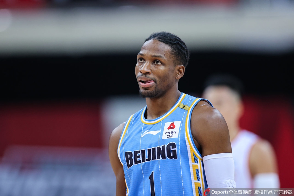CBA第22轮：深圳100-84北京