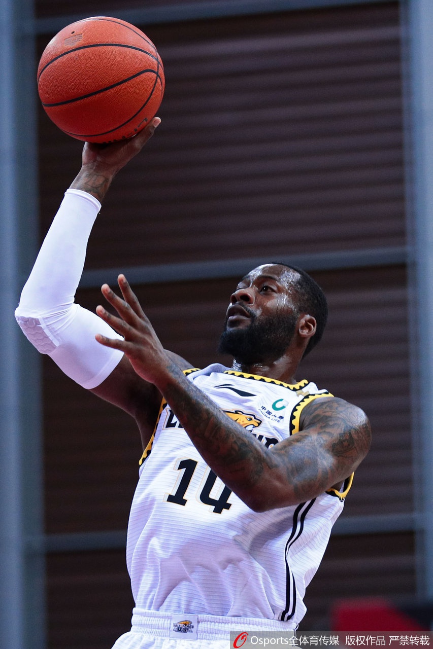 CBA第15轮：辽宁123-80江苏