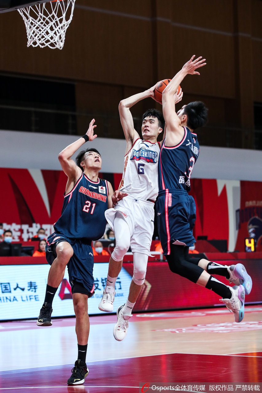 CBA第21轮：同曦92-114广东