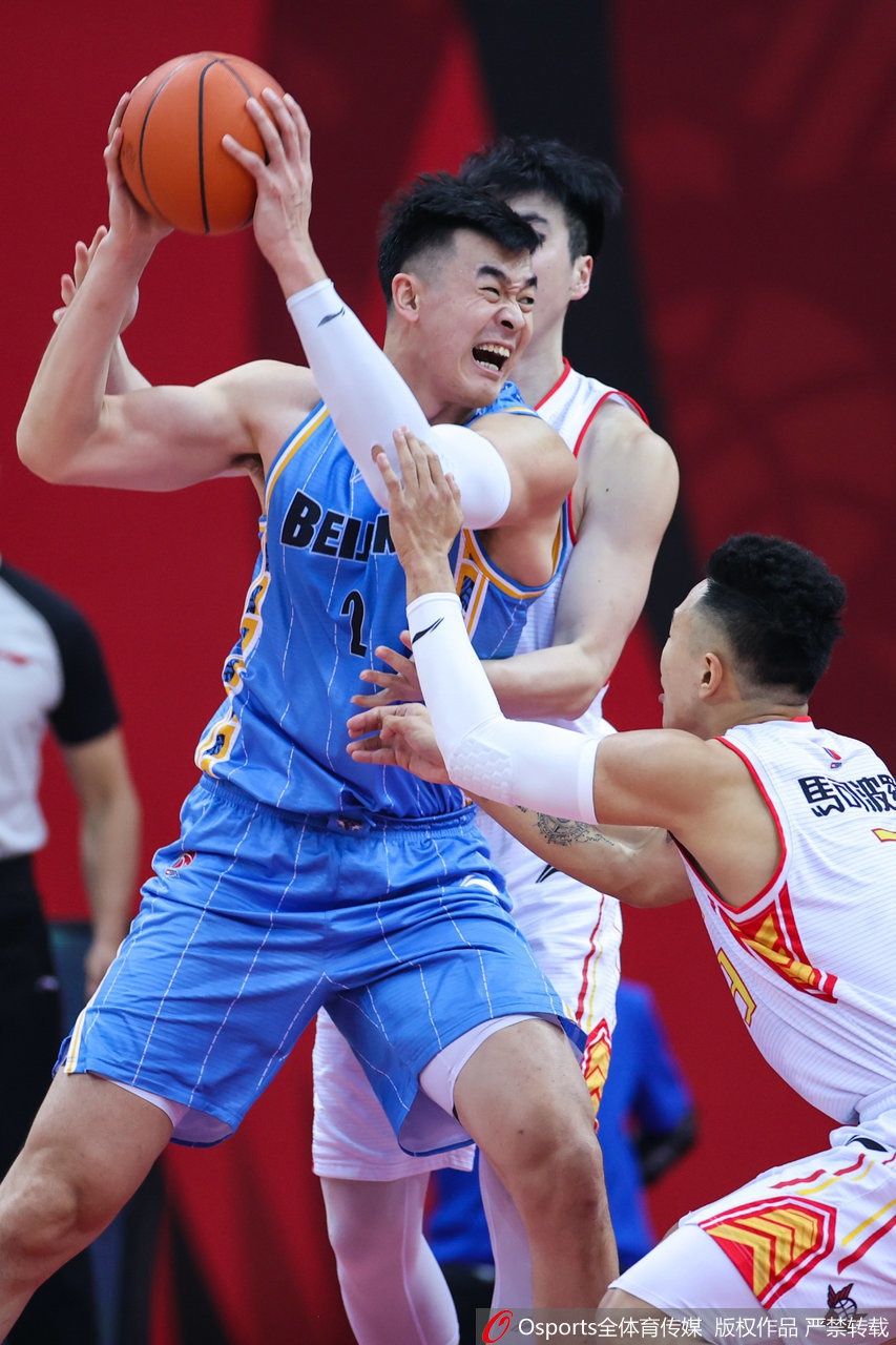 CBA第22轮：深圳100-84北京