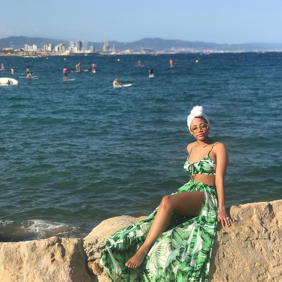 考神与女友订婚