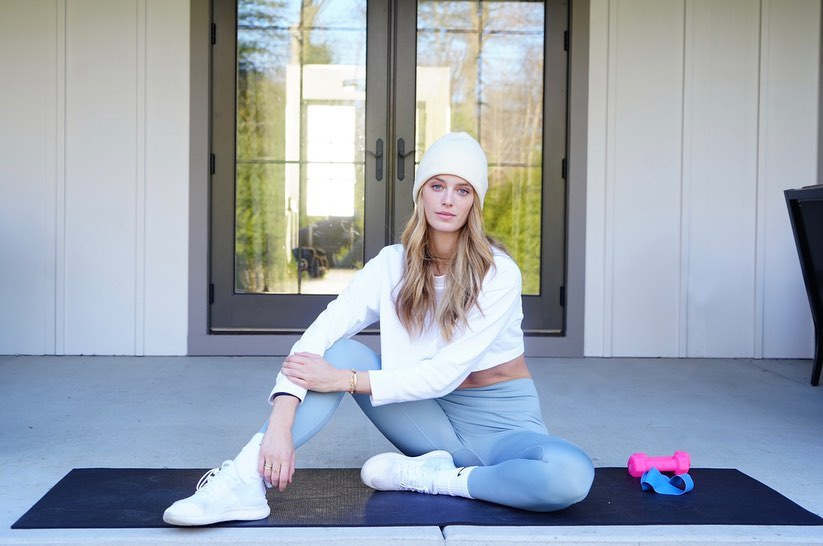 全NBA，论腿她绝对能排前三！泳装最佳新秀，跟他光速拍拖