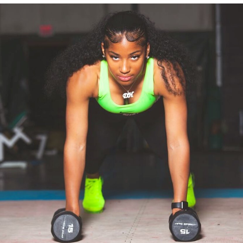 魔兽霍华德高调承认订婚！这次不是变性人,他已经有8个私生子女了