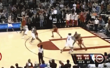 罗伊0.8s三分绝杀火箭