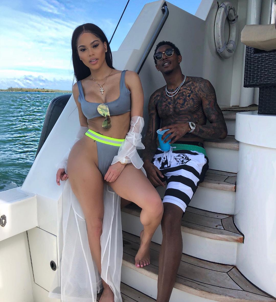 两位NBA球星恋上一对双胞胎