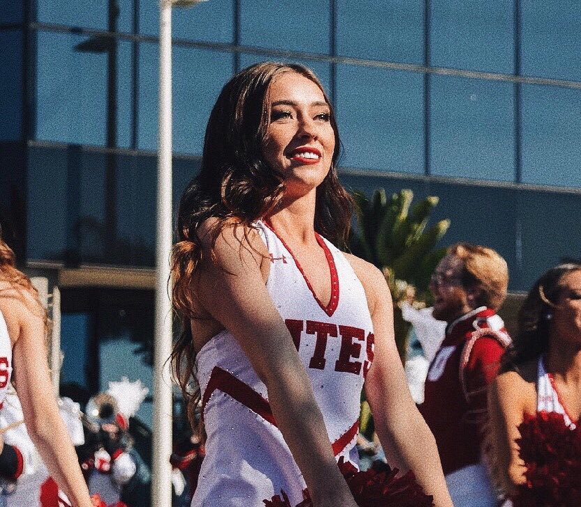 腿精你爱不爱！高材生做舞者，热情奔放高颜值，连姐妹都这么好看