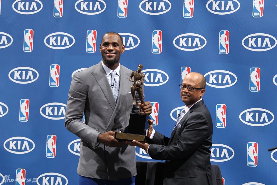 詹姆斯MVP