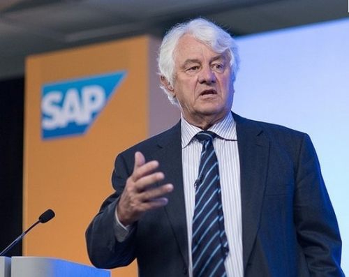 全球体育界最有钱的15大老板:鲍尔默577亿身价，切尔西老板第7