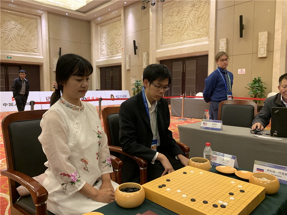 高清-大师赛双人赛首轮 於之莹芈昱廷vs崔精申真谞_高清图集_新浪网